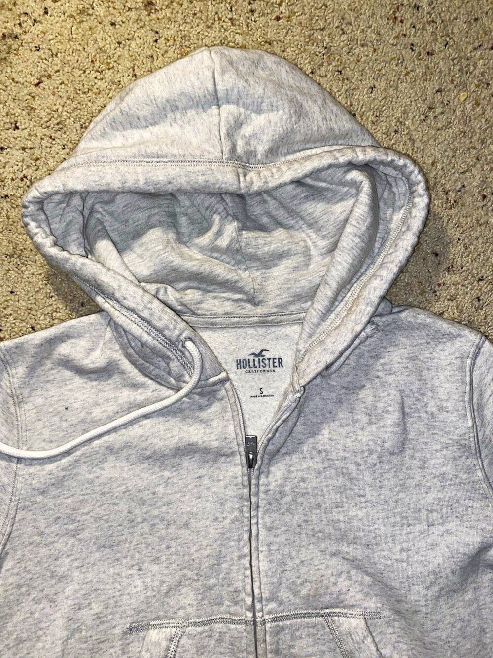 Hollister Hoodie Womens Small Light Gray Full Zip Fleece Sweatshirt Cropped Top